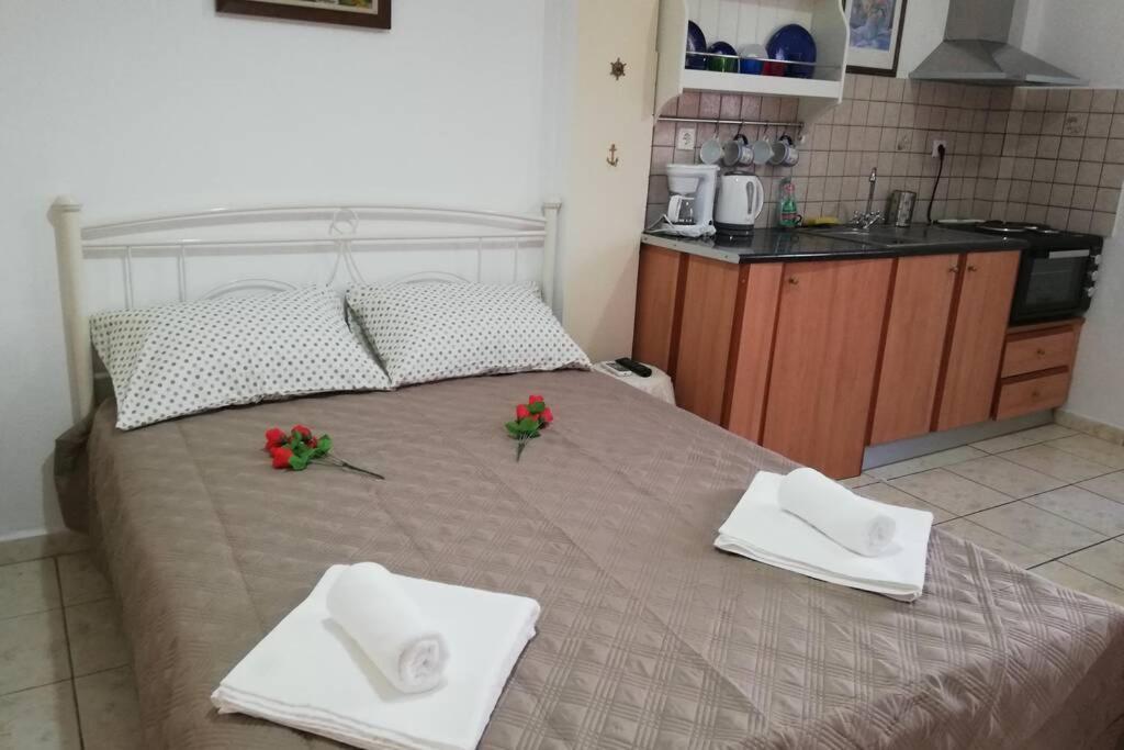 Lorentzia Room Batsi  Bagian luar foto