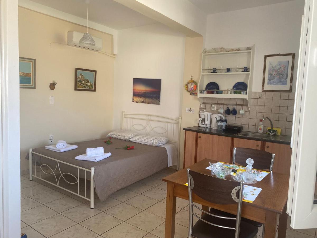 Lorentzia Room Batsi  Bagian luar foto