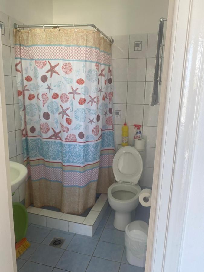 Lorentzia Room Batsi  Bagian luar foto